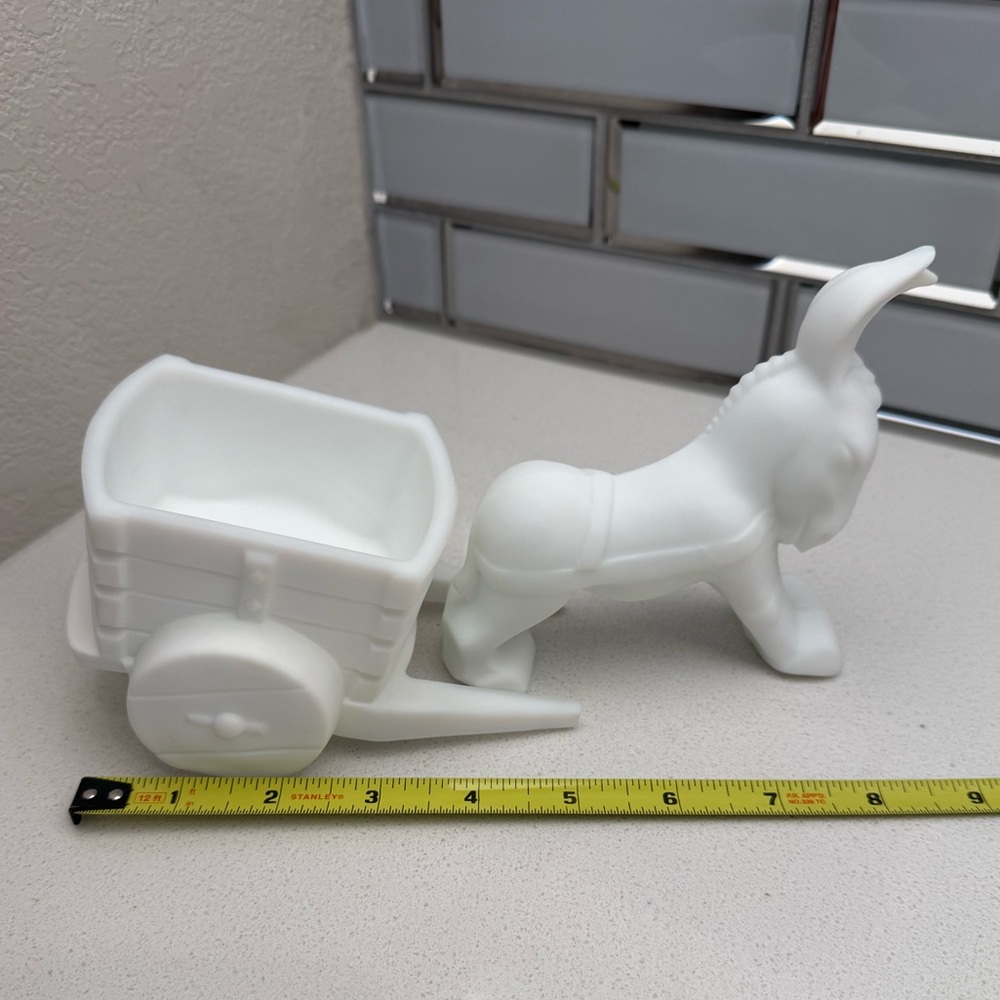 Vintage Fenton White Satin Donkey With Cart RARE - Picture 16 of 17